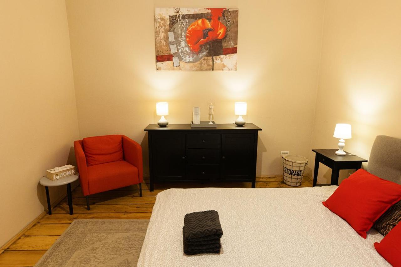 Chic Apartment In Historical City Center 蒂米什瓦拉 外观 照片