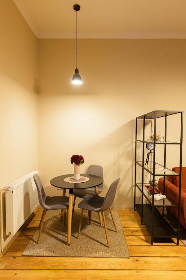 Chic Apartment In Historical City Center 蒂米什瓦拉 外观 照片