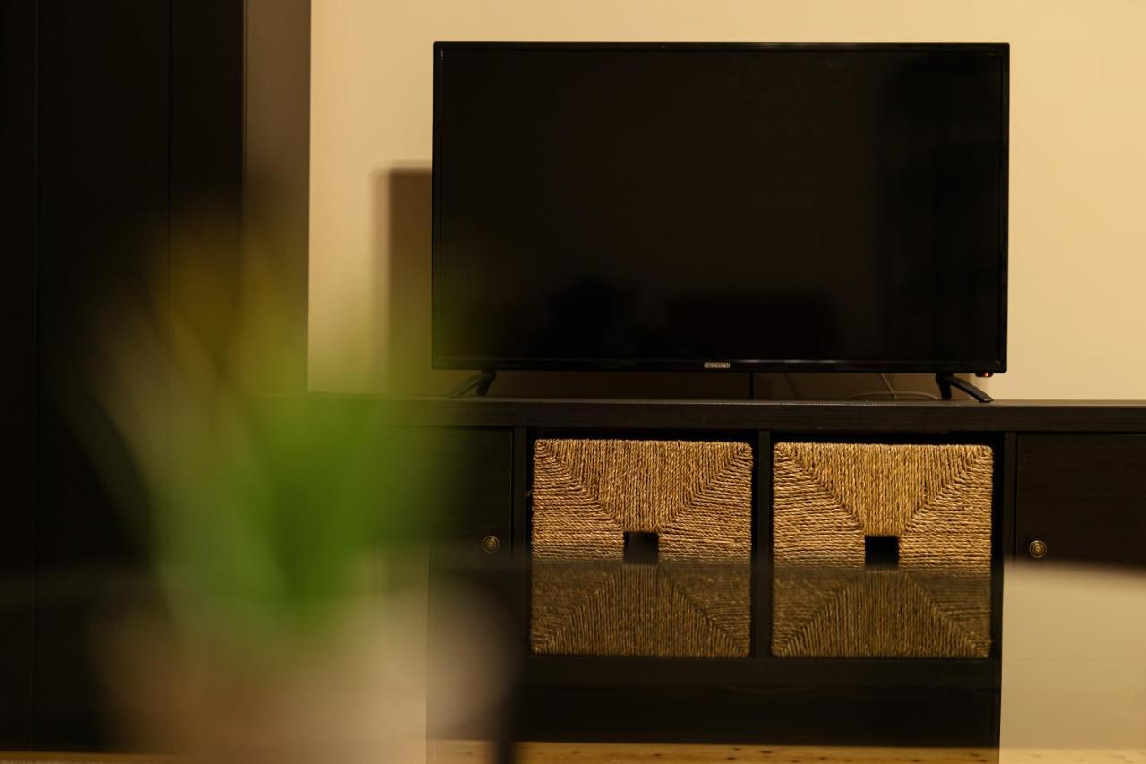 Chic Apartment In Historical City Center 蒂米什瓦拉 外观 照片